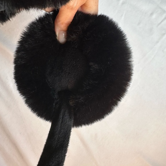 Chic Black Faux Fur Earmuffs - Picture 5 of 5